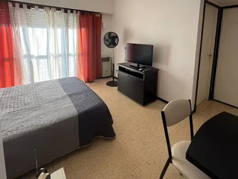 DUEÑO ALQUILA Depto MDQ Centro - Temporal