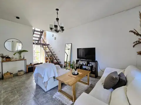 Casa excelente estado Ramos Mejía
