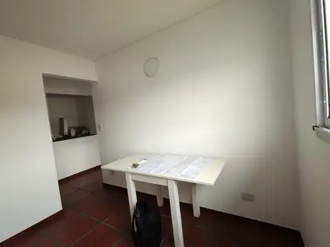 Depto Tipo Casa 2 ambientes con 1 baño