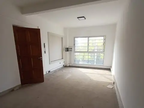Oficina en Alquiler en Barrio El Cencerro, $ 900.000
