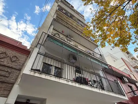 Venta Depto 2 Amb con Balcón en Caballito