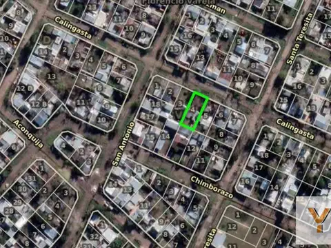 Terreno en Venta 30  mts Fondo