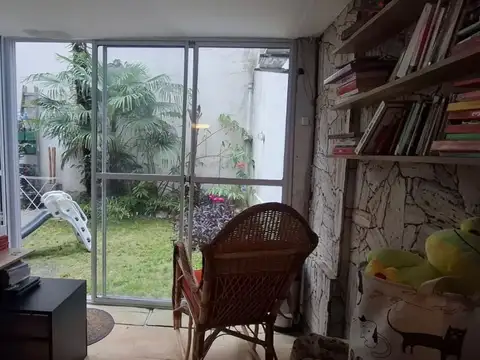 San Irineo 300 PB Caballito 3amb y 1/2 patio parque u$ 165.000