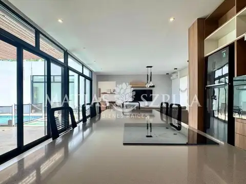Casa 4 ambientes con 3 baños