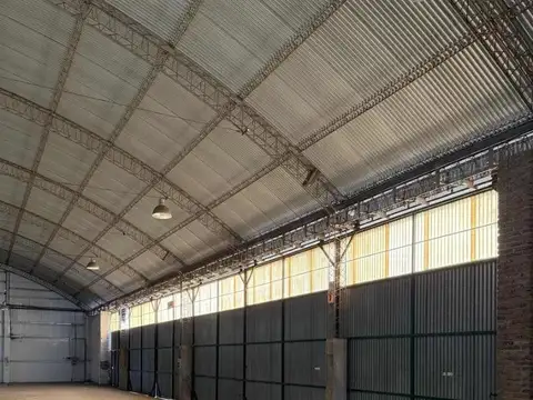 Alquiler De Depósito Logístico En Zona Industrial