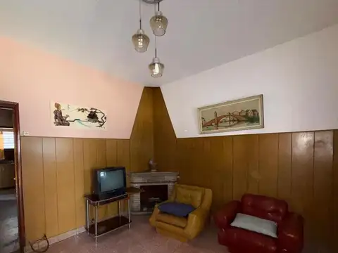 Casa en Venta en Rafael Calzada, USD 95.000