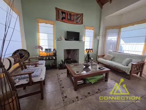 Casa 4 ambientes con 1 baño