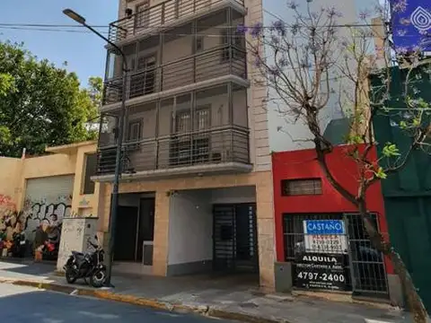 Depto Tipo Casa en Alquiler de 3 ambientes