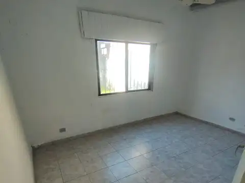 Casa en Alquiler al Oeste