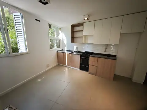 Avenida Ambrosio Olmos 800