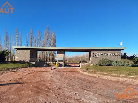 Terreno en Mari Menuco