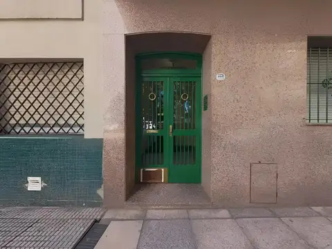 Chilecito 3700, Piso 2