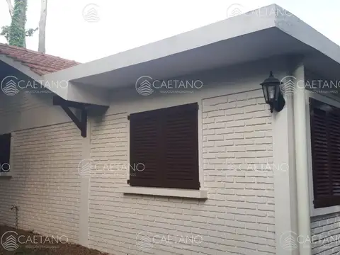 Casa 4 ambientes con 3 baños