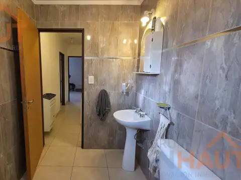 Depto Tipo Casa en Venta en General Fernández Oro, USD 98.000