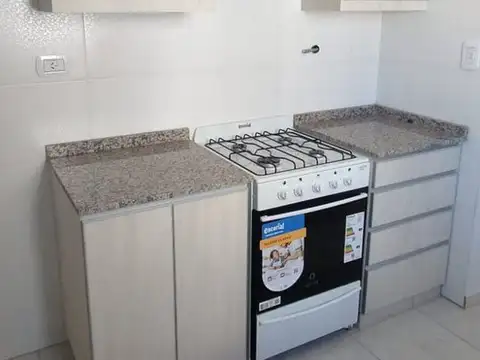 CALLE AZCUENAGA Y ELPIDIO 100