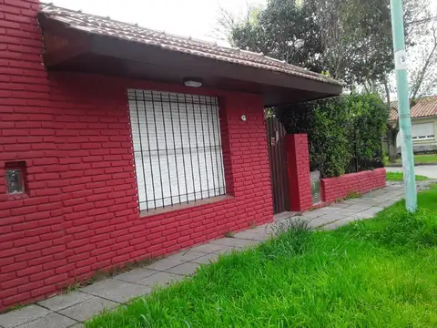 Casa en Venta en Villa Primera, USD 100.000