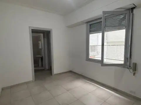 SAN JOSE 300, Piso 4