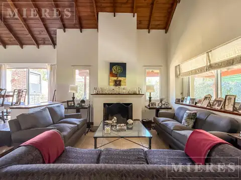 Casa en Alquiler 40 años
