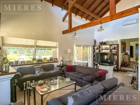 Casa en Alquiler al Norte