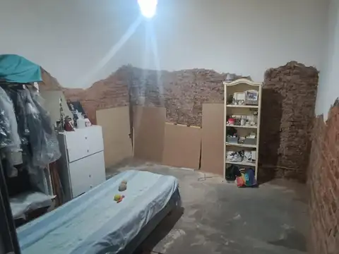 Depto Tipo Casa en Venta 50 años