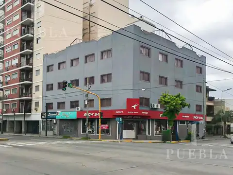 Hipolito Yrigoyen al 7400