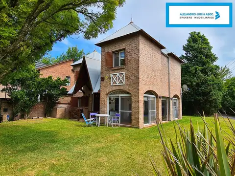 Casa 5 ambientes con 1 baño