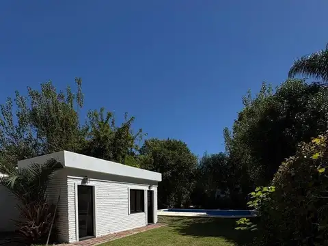 Casa en Alquiler de 4 dormitorios