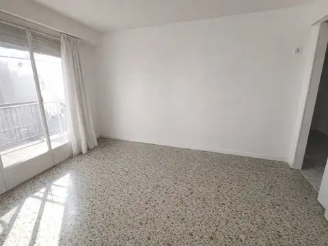 Departamento en Venta 64 años