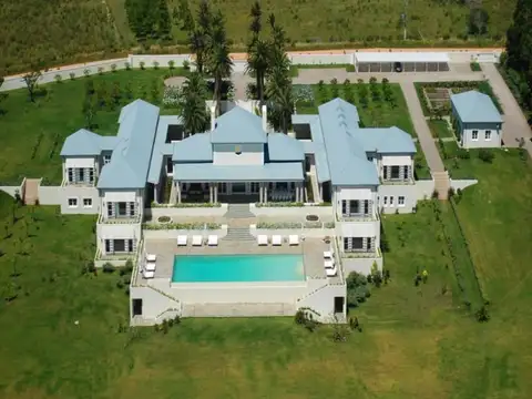 Casa en Alquiler Temporal de 7 dormitorios