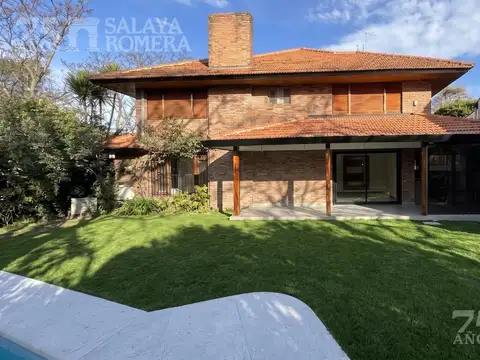 Casa en Alquiler al Este