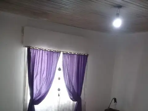 Casa 3 ambientes con 1 baño