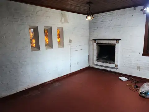 Casa en Venta en Villa Elisa, USD 135.000