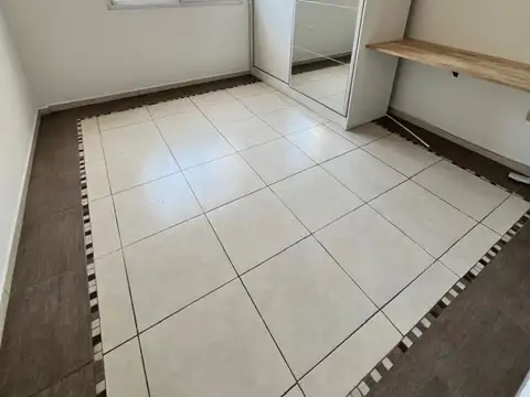 Departamento en Alquiler en Villa Luzuriaga, $ 680.000