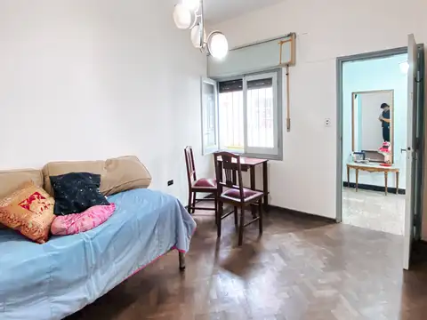Depto Tipo Casa en Venta en Abasto, USD 85.000