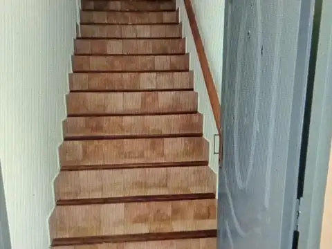 EN VENTA - COMPLEJO de 3 DPTOS. en Presidente Derqui