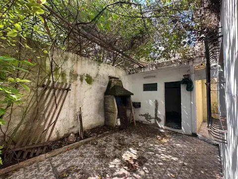 Almirante Brown 1100