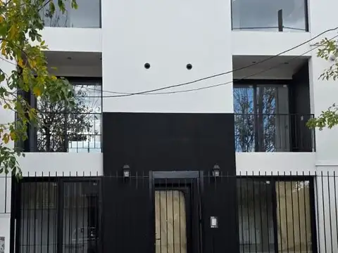 Departamento en Parque Luro