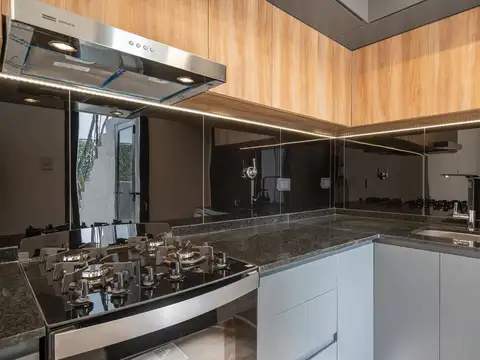 Depto Tipo Casa en Venta de 3 dormitorios