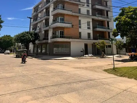 Departamento en Avi Newbery con cochera