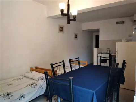 C. 1 2400, Piso 1