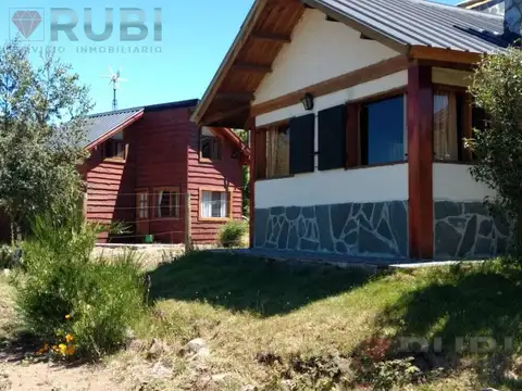 COMPLEJO DE 2 CABAÑAS Y GALPÓN A ORILLAS DEL RIO CHIMEHUIN HUECHULAFQUEN NEUQUÉN