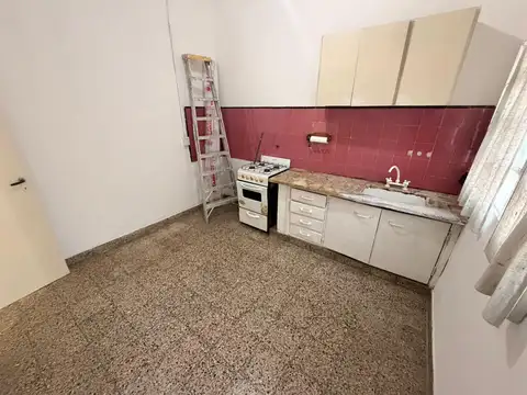 Depto Tipo Casa en Alquiler 40 años