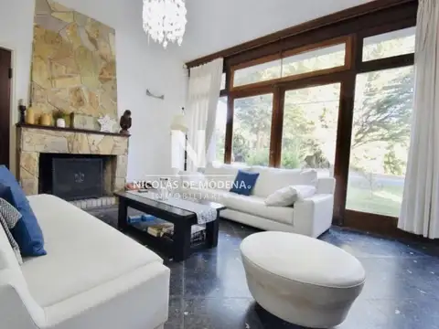 CASA EN VENTA EN SAN RAFAEL A 200 MTS DEL MAR! 3 DOMRIMTORIOS MAS SERVICIO