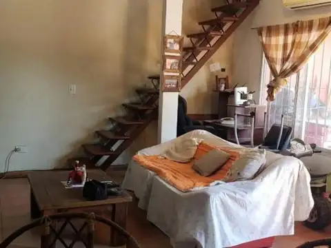 Depto Tipo Casa en Venta de 3 dormitorios