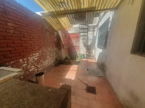 Depto Tipo Casa en Venta 50 años