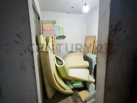 Suipacha     2413 2400, Piso 0