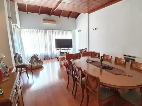Depto Tipo Casa en Venta en Florida Belgrano/Oeste, USD 215.000