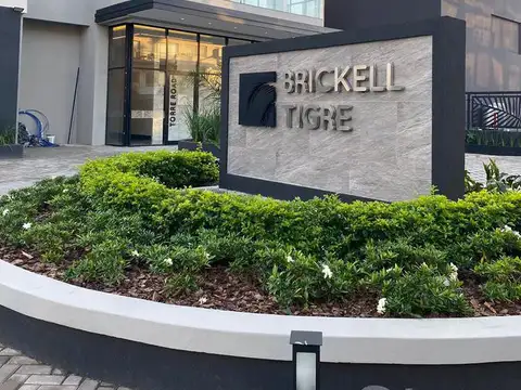 The Brickell Tigre  Luis garcia y montevideo