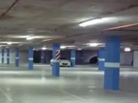 Cochera en alquiler en Puerto Norte
