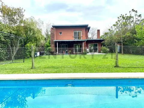 Casa en Venta en San Isidro Labrador, USD 350.000